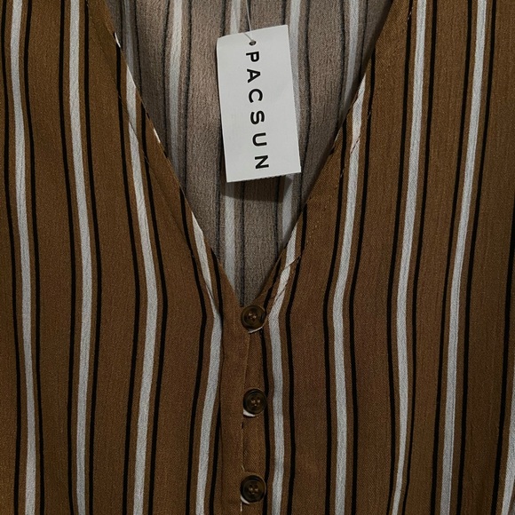 Cute Pacsun Long Sleeve Cropped Top - Picture 3 of 6